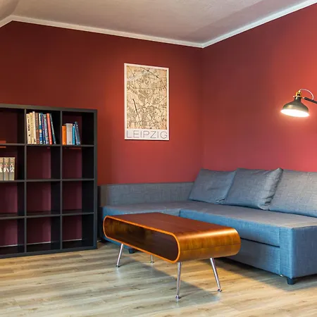 Apartment Gemuetliche Und Zentrale Dachwohnung Mit Parkplatz Und Netflix *