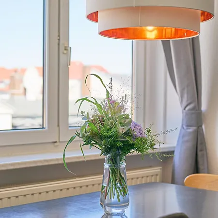 Gemuetliche Und Zentrale Dachwohnung Mit Parkplatz Und Netflix Apartment